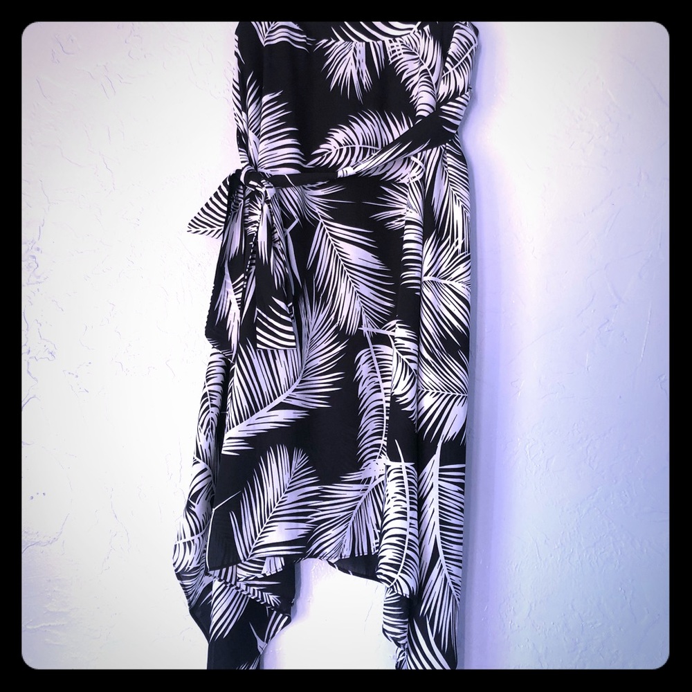 Leaf print skirt